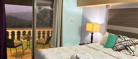 Comfort-Doppelzimmer, Balkon, Bergblick