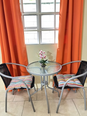 Comfort Double Room | In-room safe, iron/ironing board, WiFi (free)