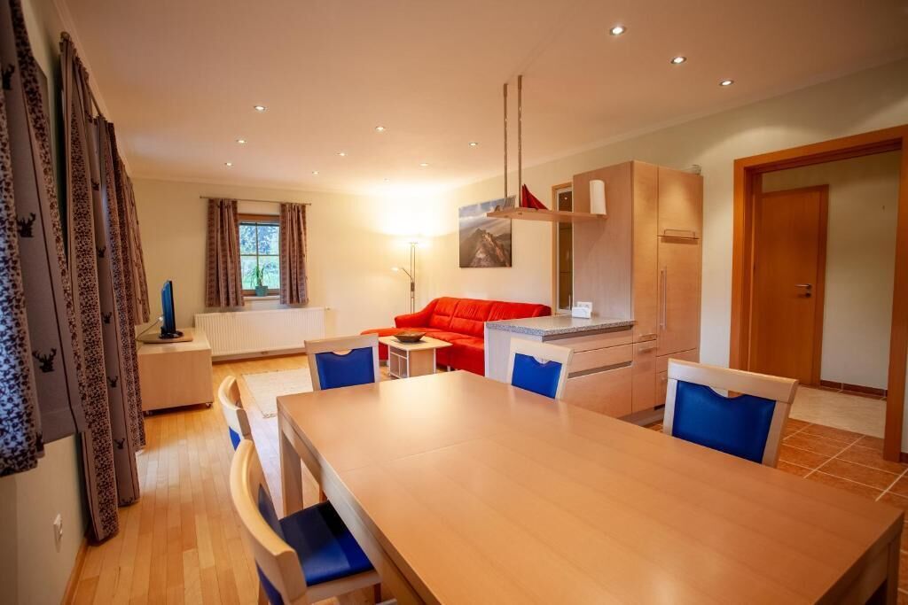 Comfort Apartment, Balcony, Mountain View | Interior