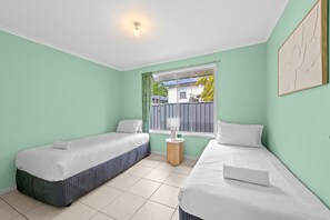 3 bedrooms, WiFi, bed sheets