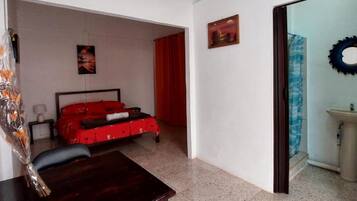 Comfort Double Room, Courtyard View | Interior
