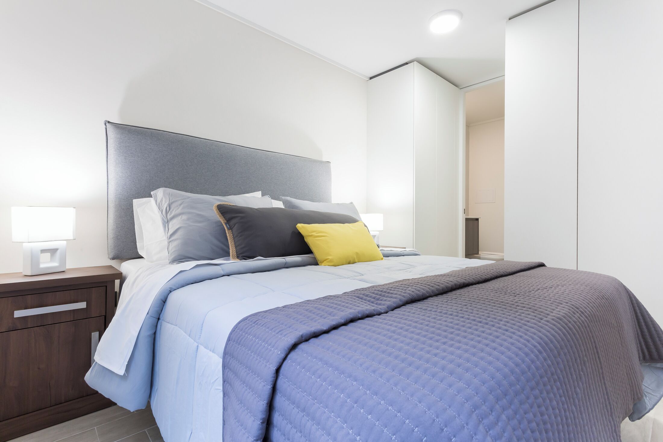 Appartement | Rideaux occultants, fer et planche à repasser, Wi-Fi gratuit
