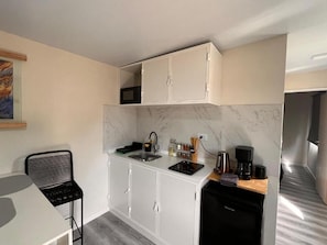 Gác, 1 phòng ngủ | Bếp riêng