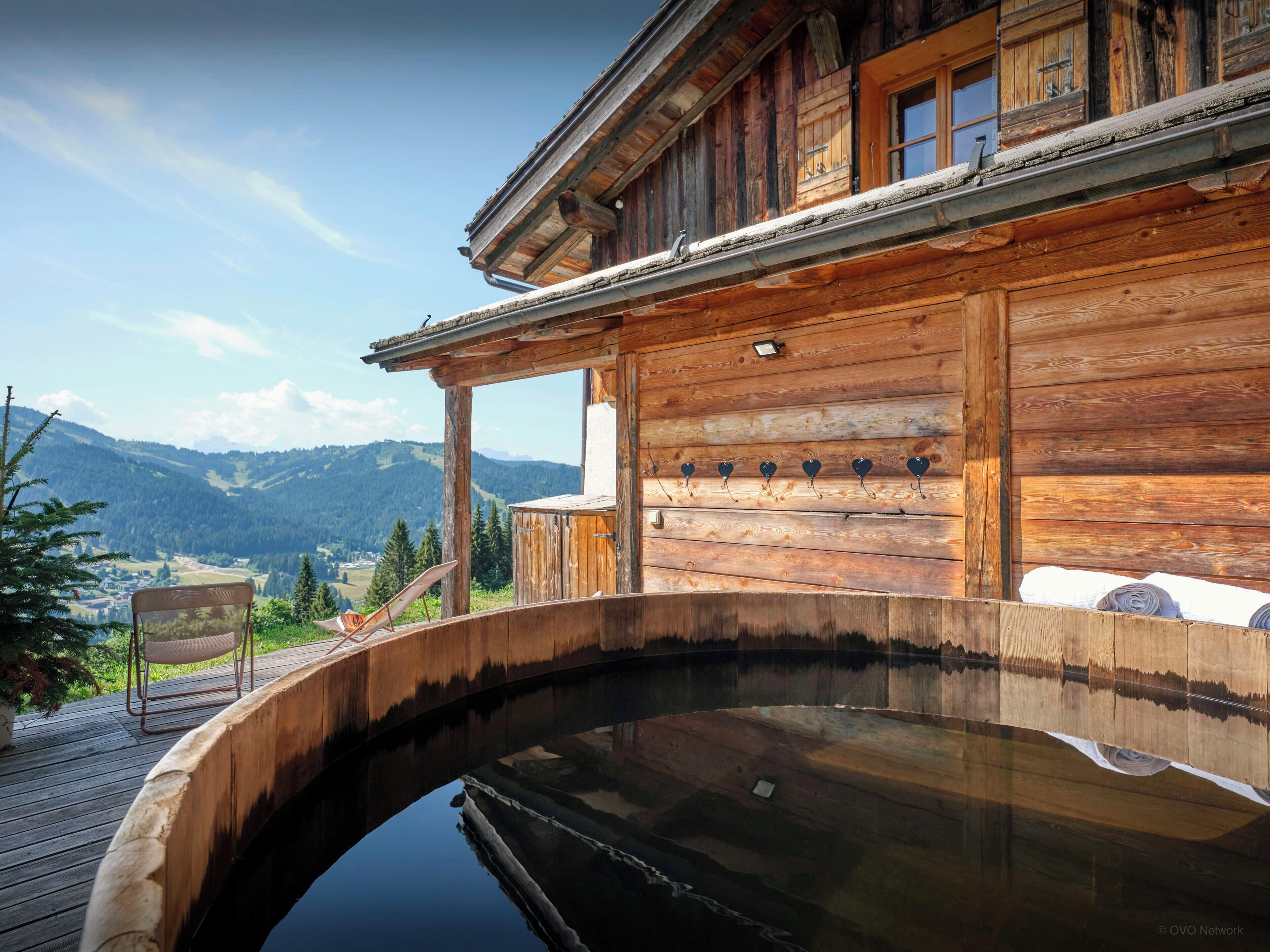 Bain à remous extérieur