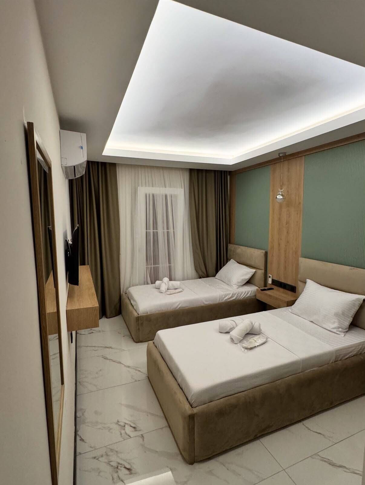 Chambre Luxe avec lits jumeaux, balcon