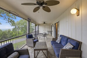 Outdoor dining - Ozark Hideaway - Lake Retreat with Balcony & Pools (Lake Ozark)