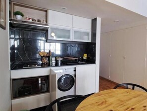 Private kitchen - PORTEÑO Central Apartment, GALERIAS PACIFICO (Buenos Aires)