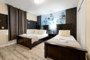 Room - Designer 8BR Villa | Private Pool, Spa & Lanai (Kissimmee)