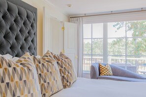 5 Schlafzimmer, Bügeleisen/Bügelbrett, Internetzugang, Bettwäsche