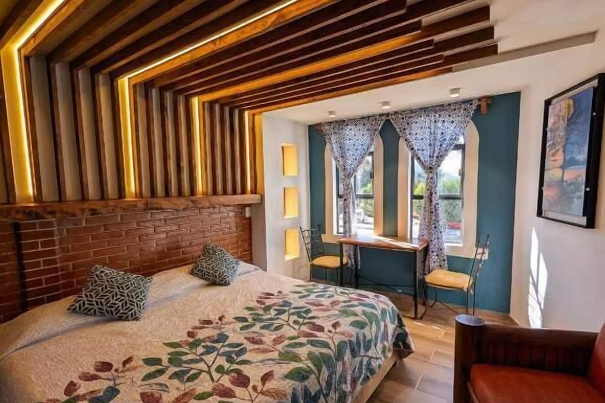 Deluxe Double Room, City View | WiFi (free)