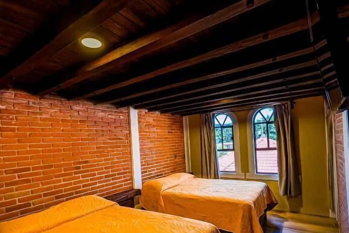 Quadruple Room, Balcony, City View | WiFi (free)