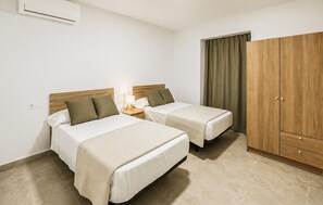 Room - Gorgeous home in Iznajar (Iznajar)