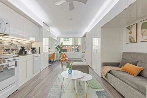 Modern Loft | Rooftop | Free Parking | Near CCF
