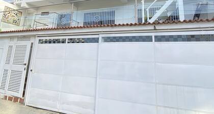 House in La Guaira, Caribbean—exclusively for your entire group
