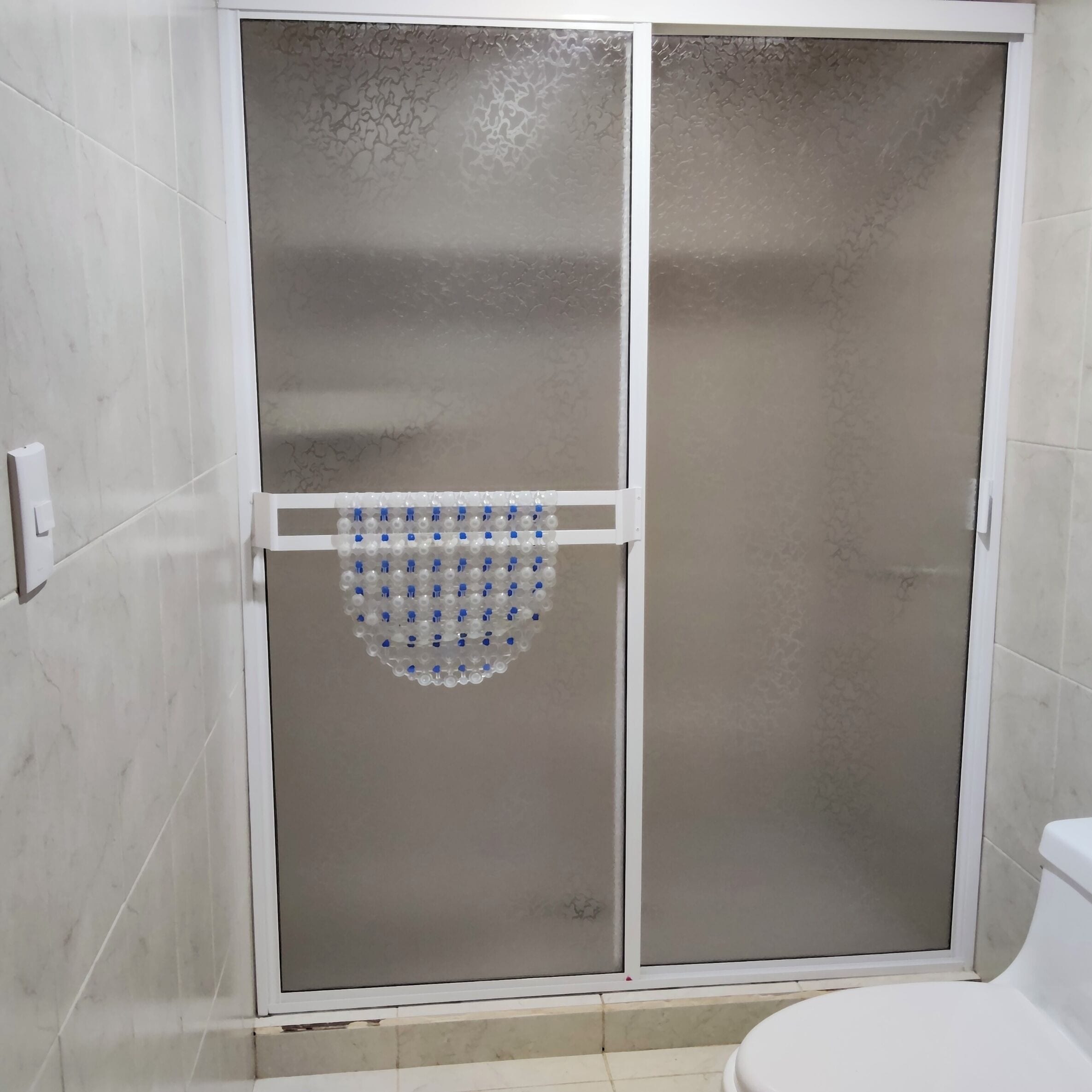 Habitación doble familiar, para no fumadores, vista a la montaña | Baño