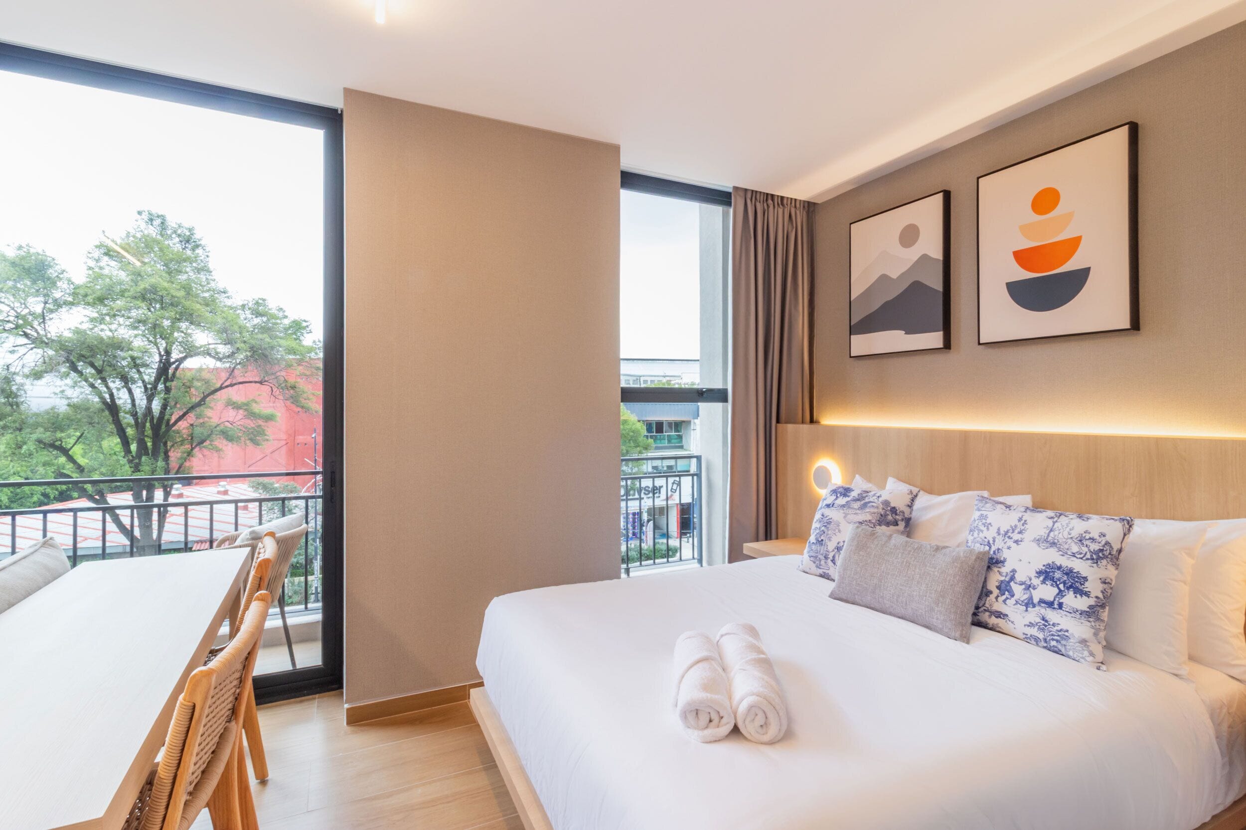 Superior Studio, Balcony, Resort View | Premium bedding, in-room safe, desk, laptop workspace
