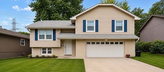 Spacious & Cozy 4BR Home in a Peaceful Omaha Neighborhood
