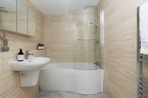 Deluxe-Apartment | Badezimmer