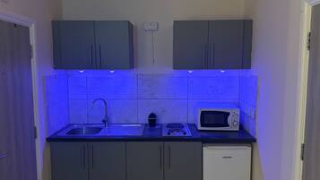 Fridge, microwave, stovetop, toaster