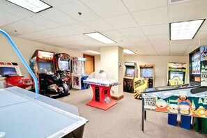 Spielezimmer