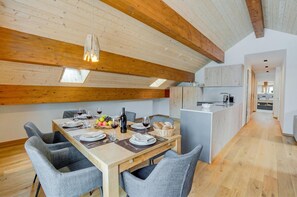 Living and dining room - Residenza Casa Montana 401 Loft San Bernardino Alpine Apartments, San Bernardino, Switzerland (San Bernardino)