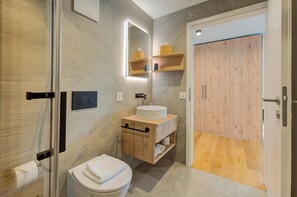 Bathroom - Modern Alpine Stay in San Bernardino | Ski, Hiking & Nature - Montana 302, San Bernardino, Switzerland (San Bernardino)