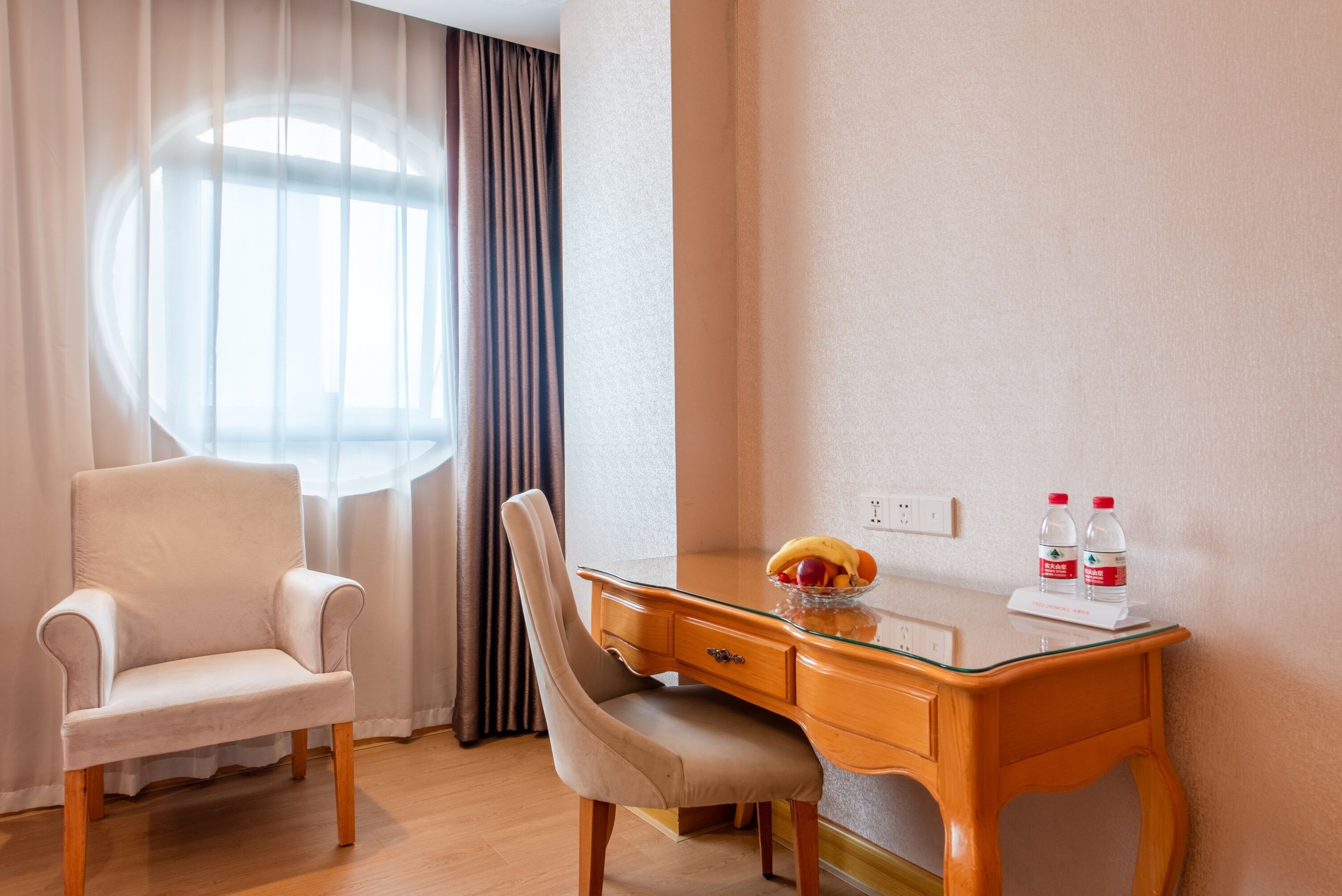 Luxury-Zweibettzimmer, Stadtblick | Innenbereich