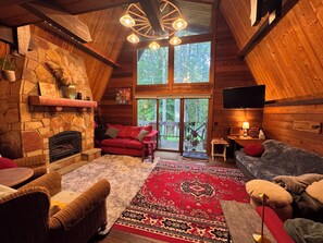Smart TV, books, stereo