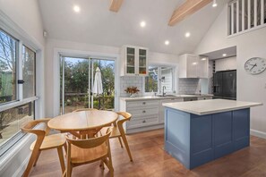 Dining - Old Majors Family 4-Bed Retreat Southern Highlands (Braemar)