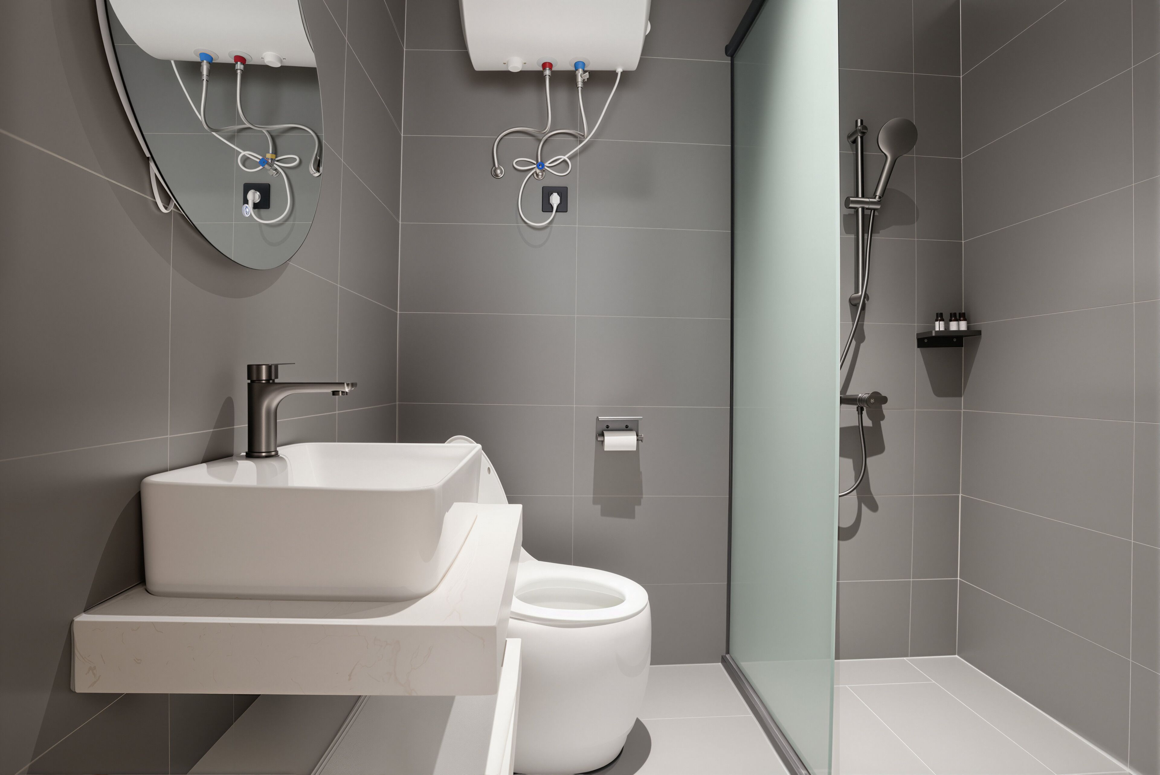 Et moderne badeværelse med en hvid vask, toilet og brusebad.