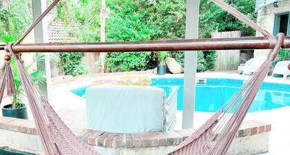 Luxury Villa w/ Pool, Max Amenities