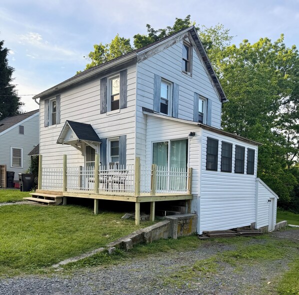 Exterior - Comfy House with Spring Creek view (State College)