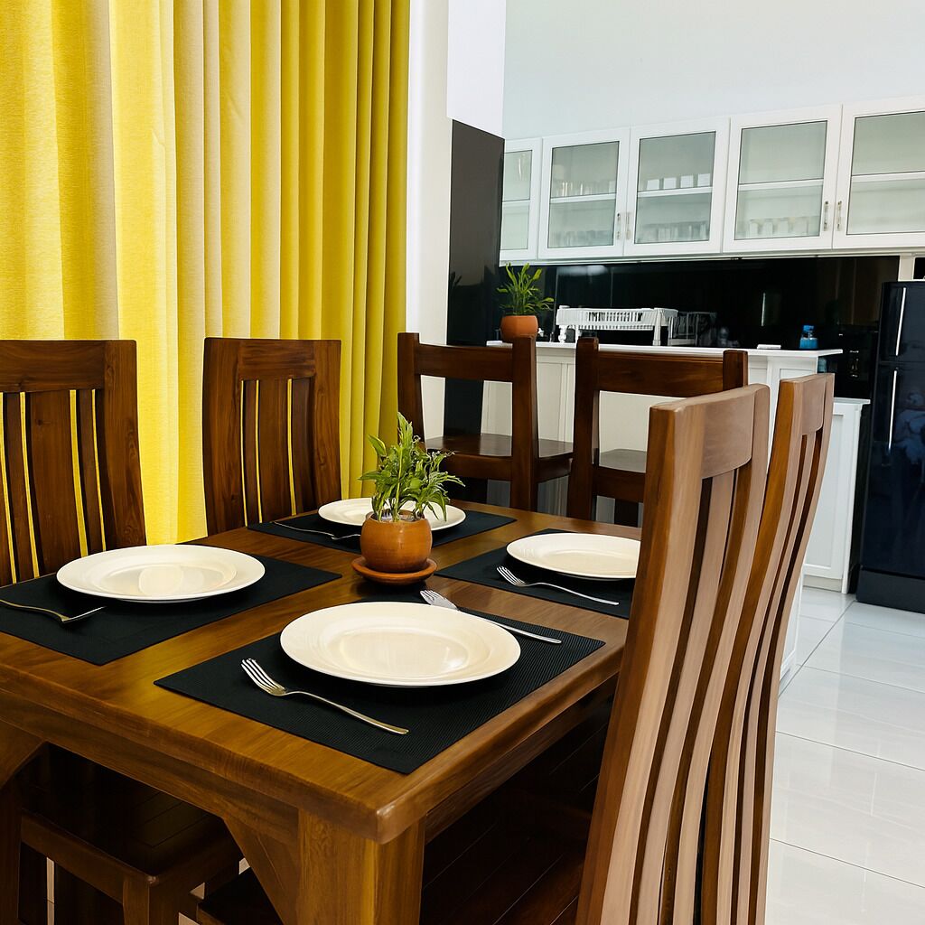 Deluxe Apartment, Garden View | Dining