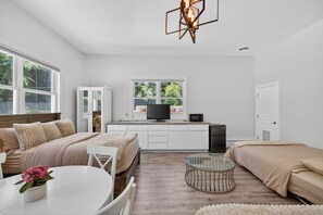 Room - Valhalla-A-Tropical-Escape (Granite Bay)