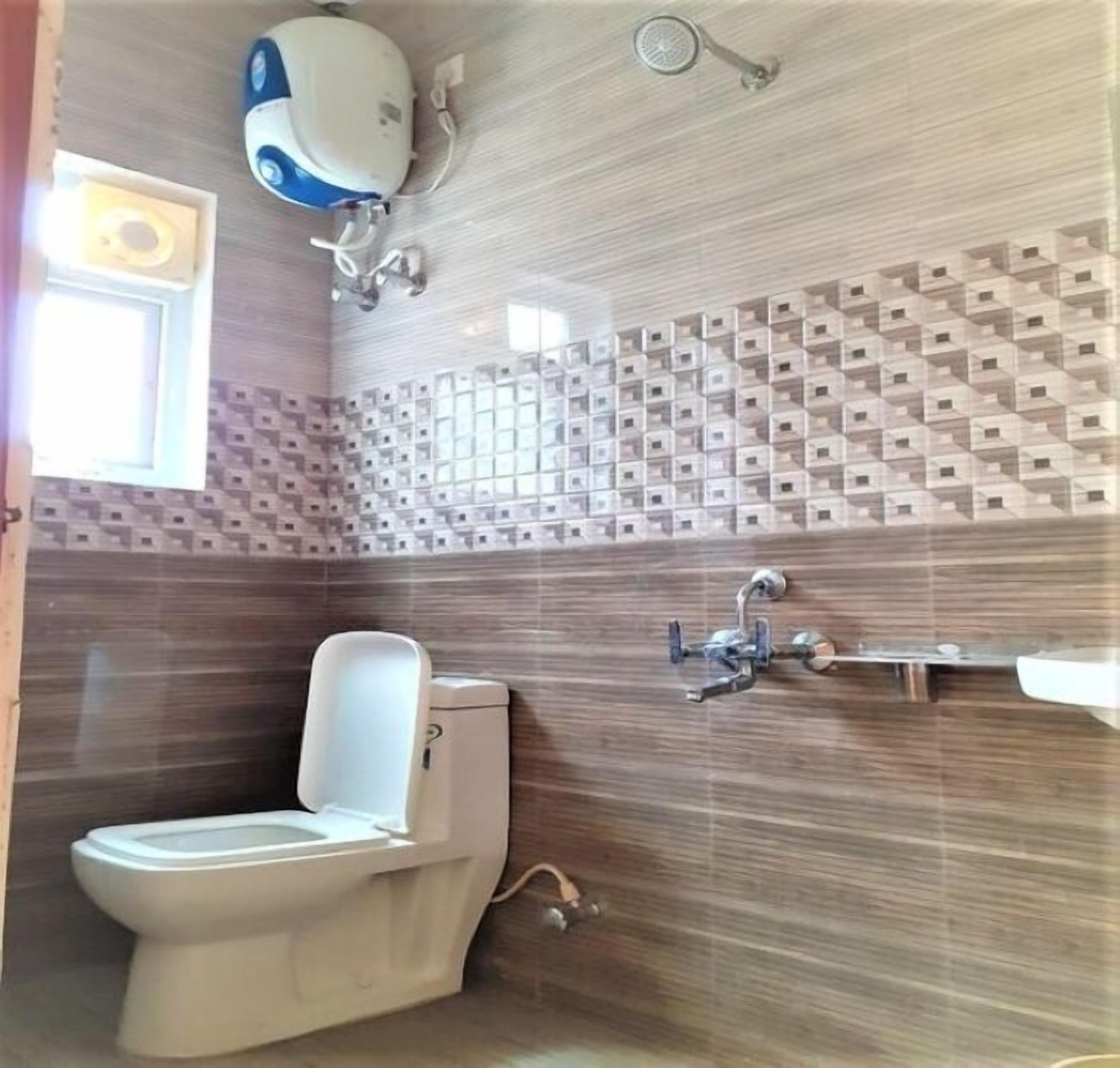 Luxury Room | Bathroom