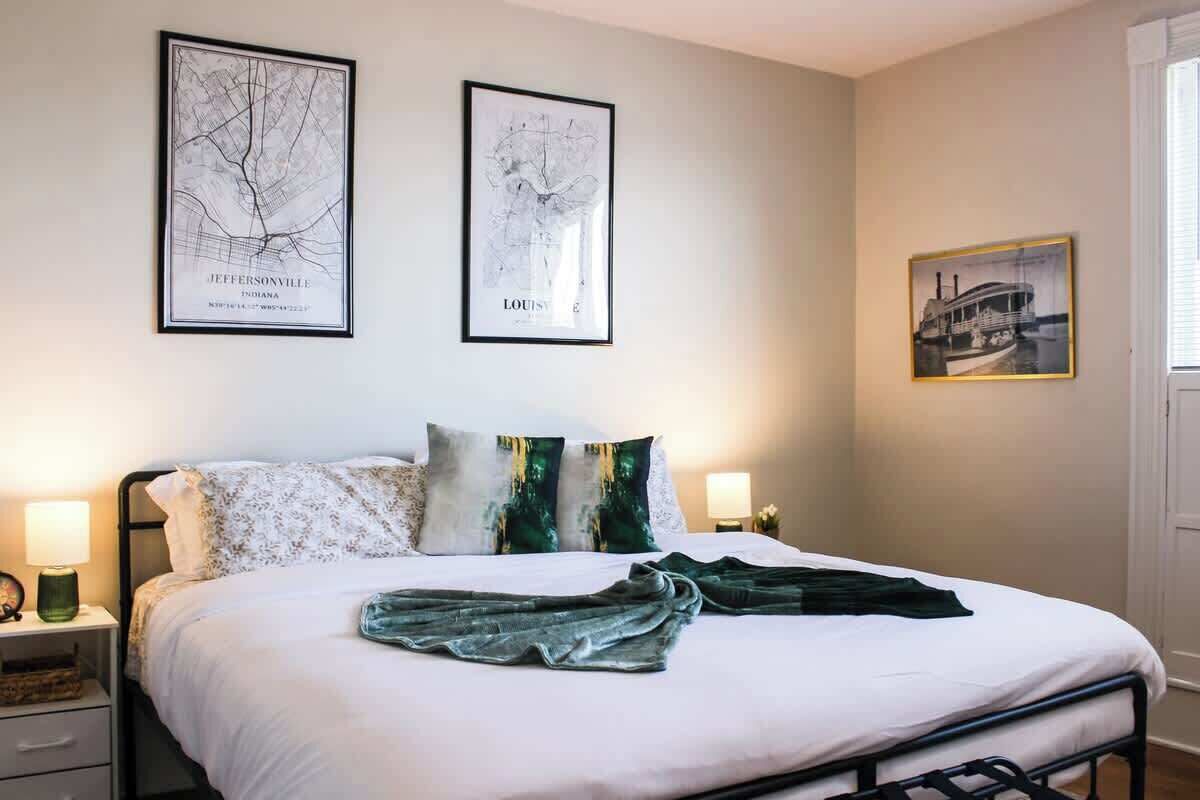 3 bedrooms, iron/ironing board, travel cot, WiFi