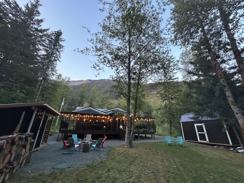 luxury ranch home in the mountains in Quad country near Manning Park ski resort.