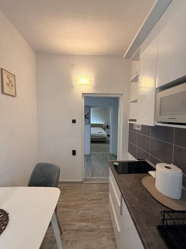 Cozy 1-bedroom apartment in pleasant Doboj with AC