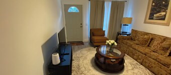 Serene 3-bedroom house in charming Port Royal