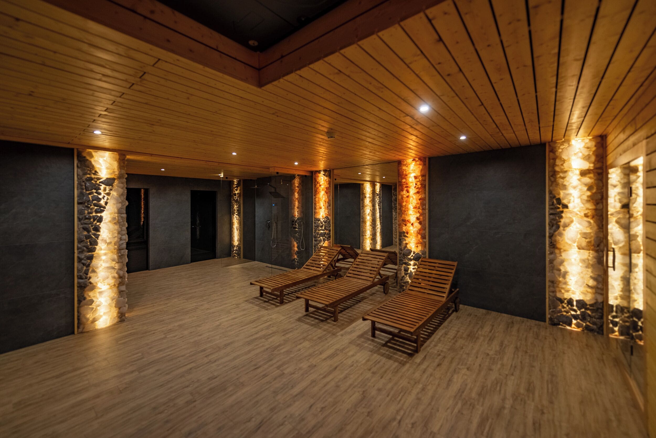 Apartamento de lujo, Aire acondicionado, vistas a la montaña | Spa