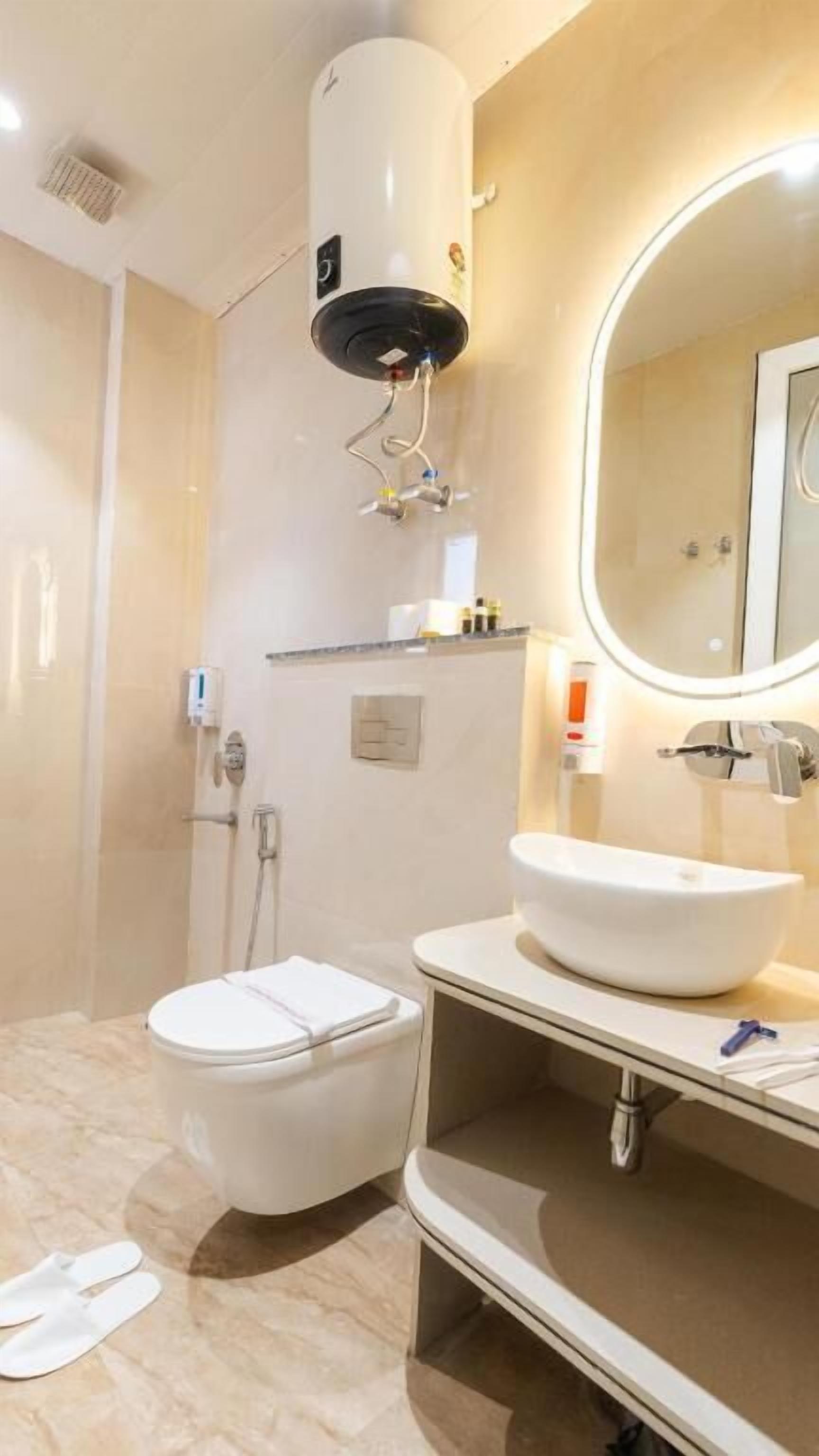 Shower, free toiletries, towels, soap