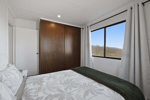 3 bedrooms, desk, iron/ironing board, travel cot