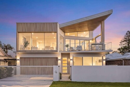 The Grand Ocean Vista - Heated Pool, Spa, Lift, Luxury Accommodation