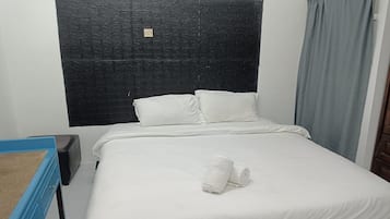 Family Suite, Balcony, City View | Iron/ironing board (on request), WiFi (free)