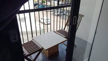 Suite Keluarga, balkon, pemandangan kota | Teras/patio