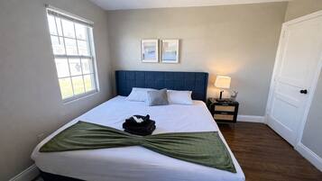 1 bedroom, WiFi (free), bed sheets