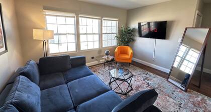 Birmingham 1BR Suite with Parking Near Downtown