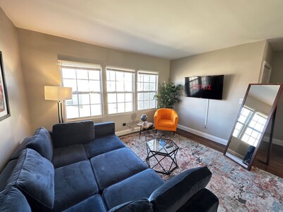 Birmingham 1BR Suite with Parking Near Downtown