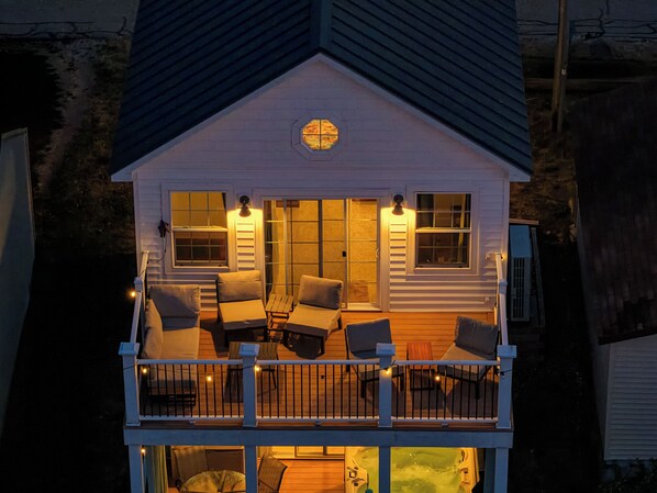 Terrace/patio - Lake Access Cottage | Hot Tub, Dog-Friendly, Swim / Fish, Sunset & Lake Views (Chippewa Lake)