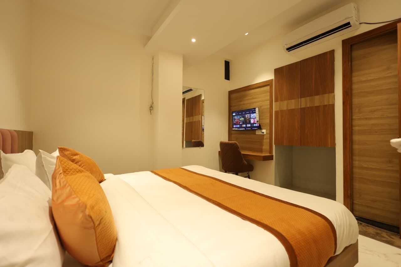 Deluxe Room, City View | Free WiFi
